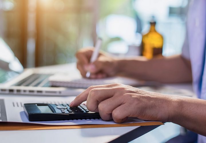 Es rentable comprar una farmacia