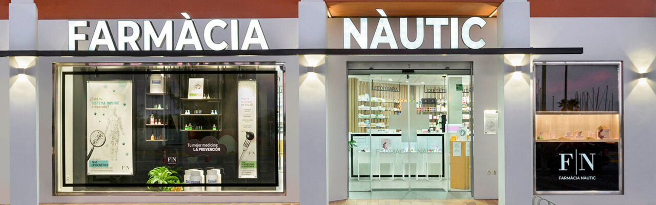 Fachada de la farmacia nautic