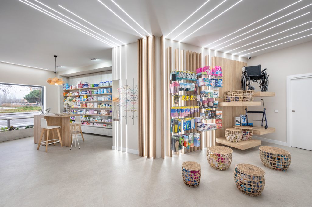 Farmacia moderna y ecológica Recio.