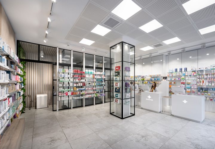 Farmacia Jesús Ruiz.