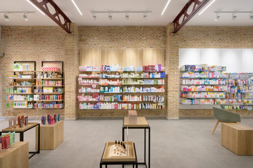Reformar farmacia sin cerrar.